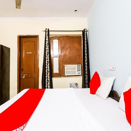 Hotel O Maurya Residency Гургаон Экстерьер фото