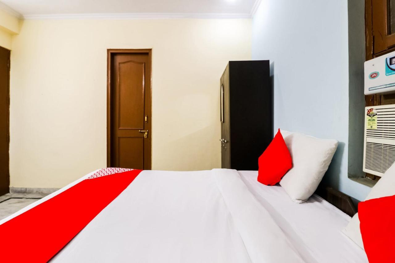 Hotel O Maurya Residency Гургаон Экстерьер фото