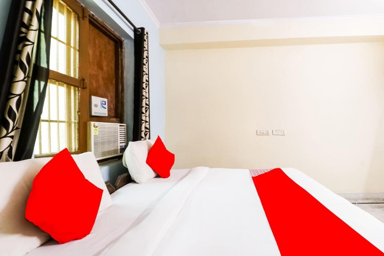 Hotel O Maurya Residency Гургаон Экстерьер фото