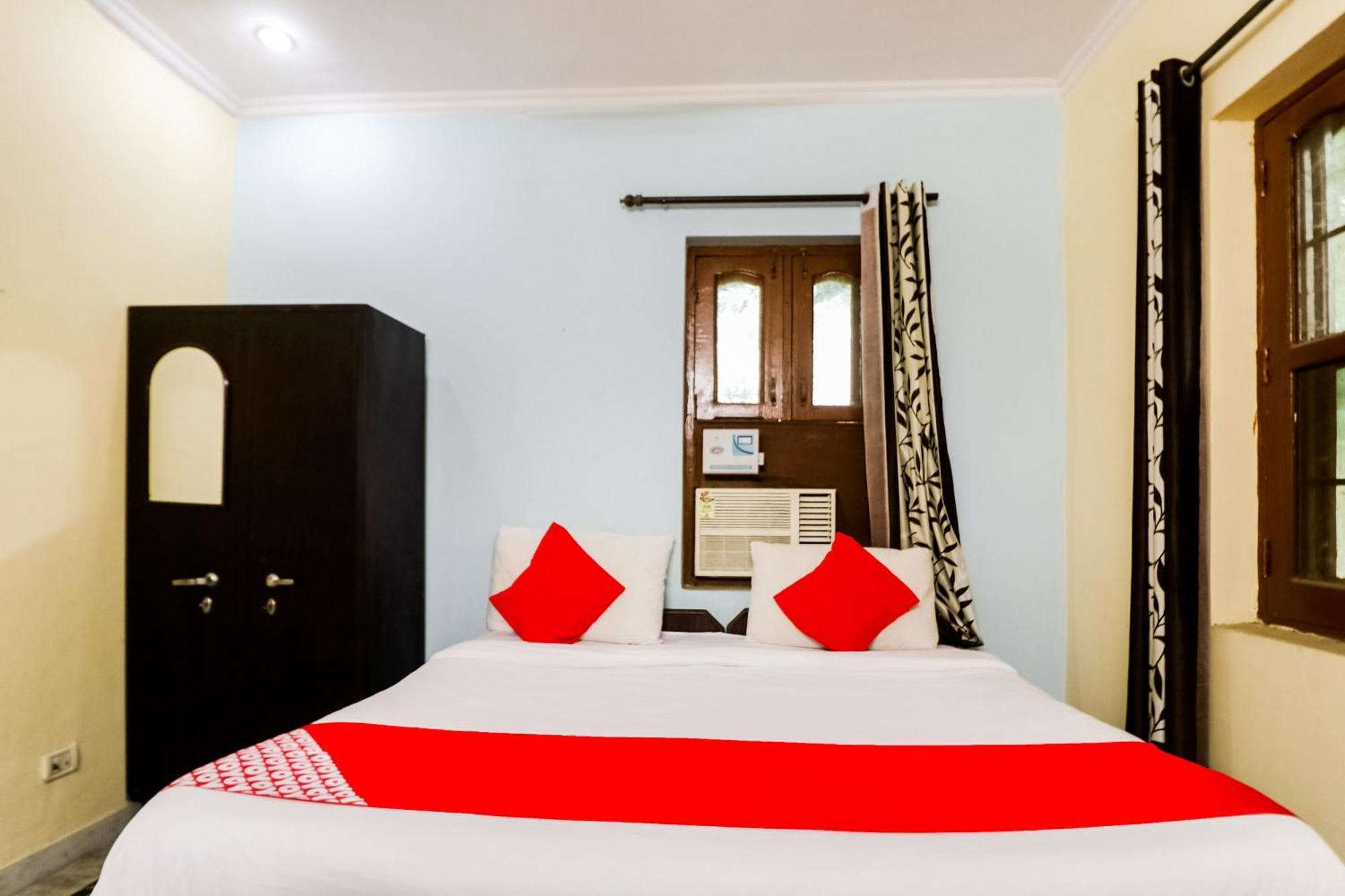 Hotel O Maurya Residency Гургаон Экстерьер фото
